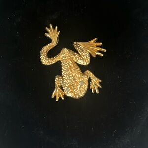 Vintage Couture St John Marie Gray Gold Tone Frog Brooch